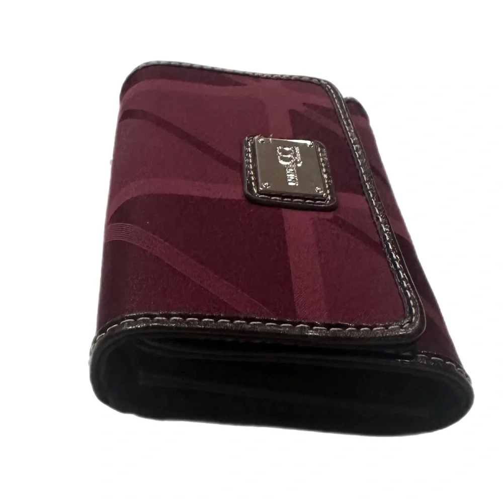 Nine‎ & Co wallet
